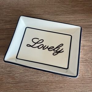 LOVELY porcelain trinket tray